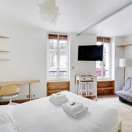 Air-conditioned Aprt 1bdr 3p - Republique Casa vacanze *
